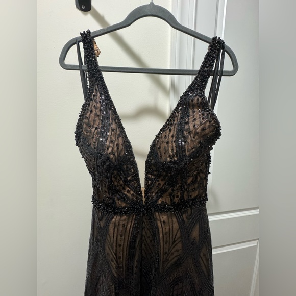 Mac Duggal size 4 - Picture 5 of 5